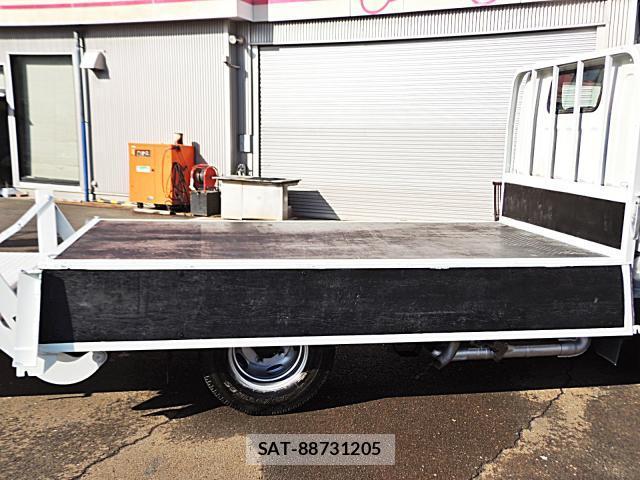MITSUBISHI FUSO CANTER 2018-03 8650193-14