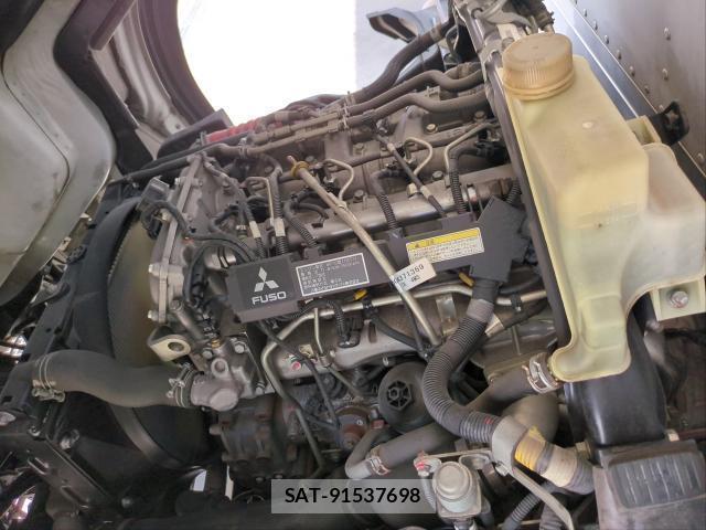 MITSUBISHI FUSO CANTER 2015-10 8650914-7