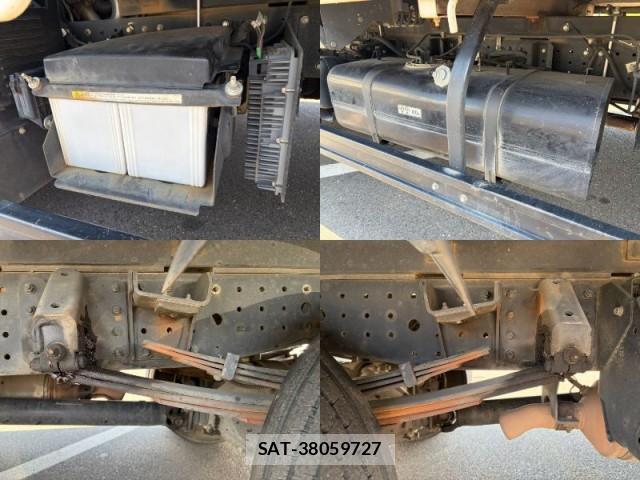 MITSUBISHI FUSO CANTER 2019-04 8650967-9