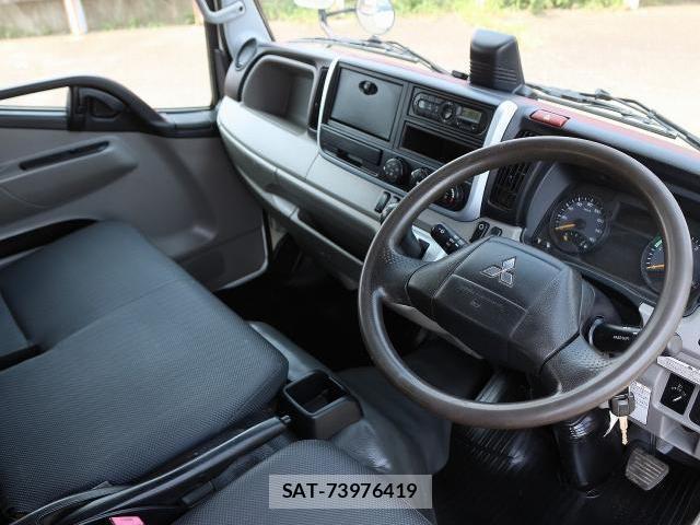 MITSUBISHI FUSO CANTER 2019-07 8651722-2