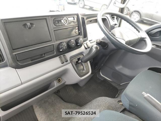 MITSUBISHI FUSO CANTER 2016-05 8652060-2