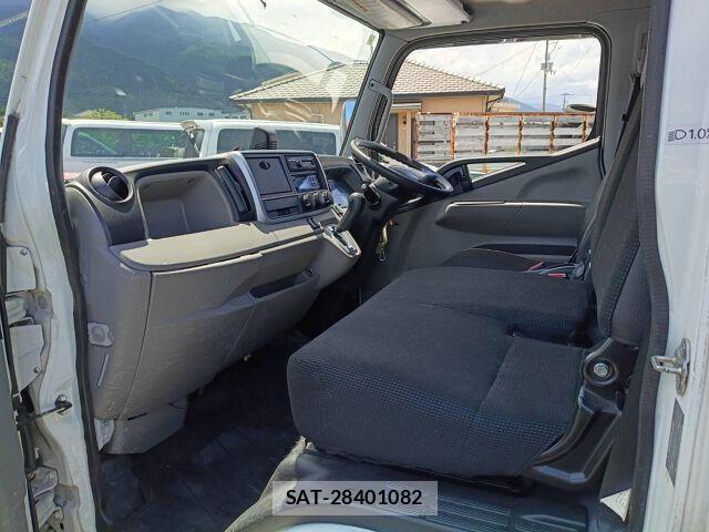 MITSUBISHI FUSO CANTER 2019-09 8652473-2
