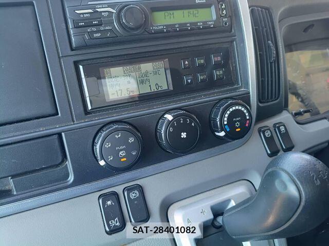 MITSUBISHI FUSO CANTER 2019-09 8652473-6