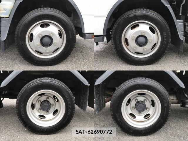 MITSUBISHI FUSO CANTER 2017-09 8652917-15