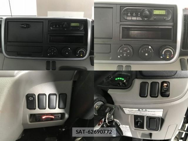 MITSUBISHI FUSO CANTER 2017-09 8652917-19