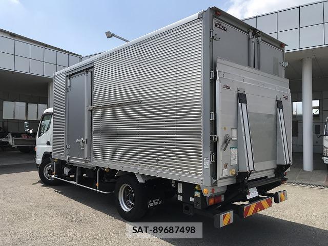 MITSUBISHI FUSO CANTER 2017-07 8652920-5
