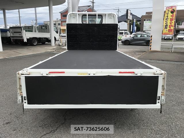 MITSUBISHI FUSO CANTER 2016-07 8652922-8