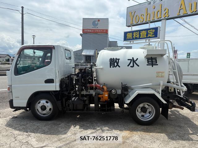 MITSUBISHI FUSO CANTER 2011-10 8653036-1