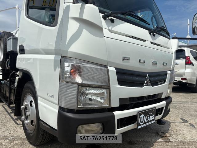 MITSUBISHI FUSO CANTER 2011-10 8653036-12