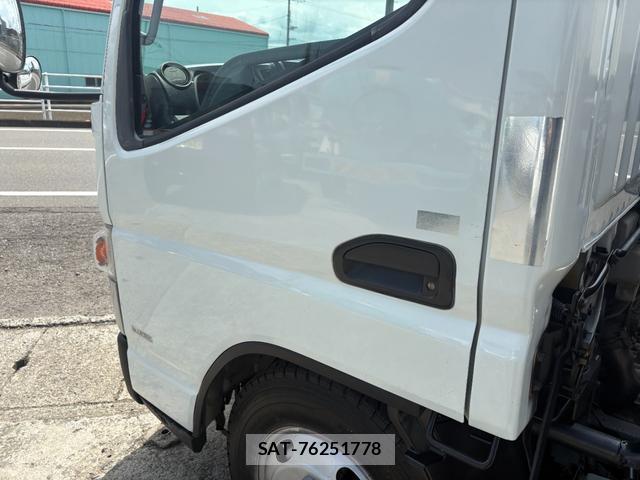 MITSUBISHI FUSO CANTER 2011-10 8653036-14