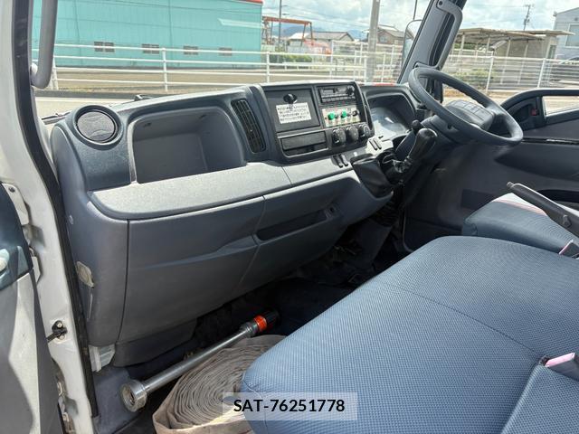 MITSUBISHI FUSO CANTER 2011-10 8653036-6