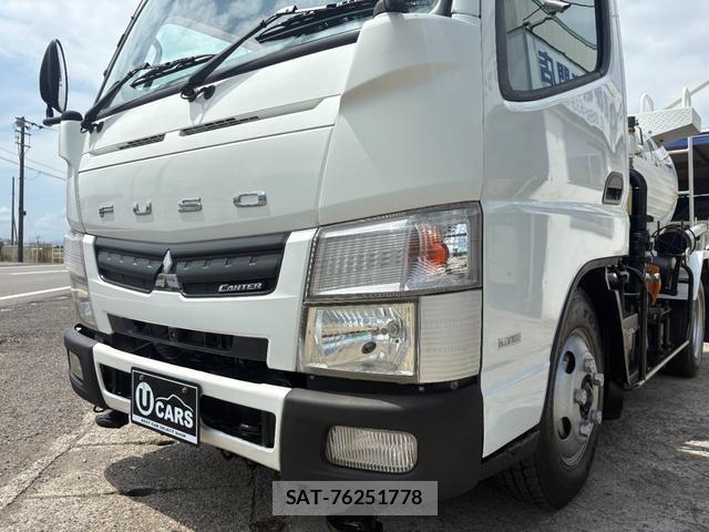 MITSUBISHI FUSO CANTER 2011-10 8653036-7