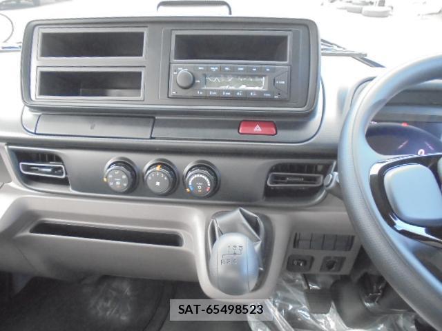 MITSUBISHI FUSO CANTER 2026-04 8653223-12