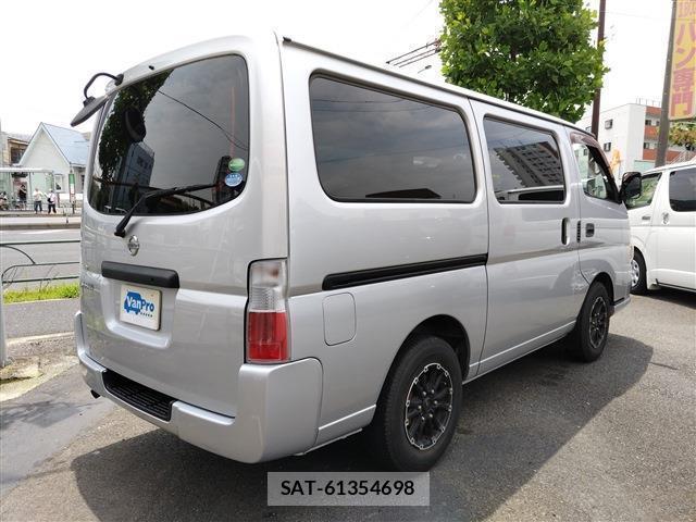 Nissan Caravan 2011-11 8646746-4