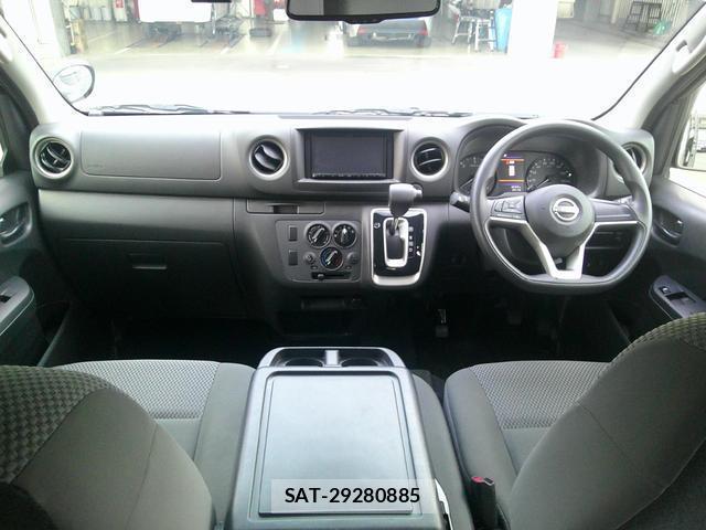 Nissan Caravan 2024-10 8651151-7