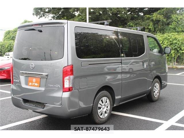 Nissan Caravan 2021-10 8651882-9