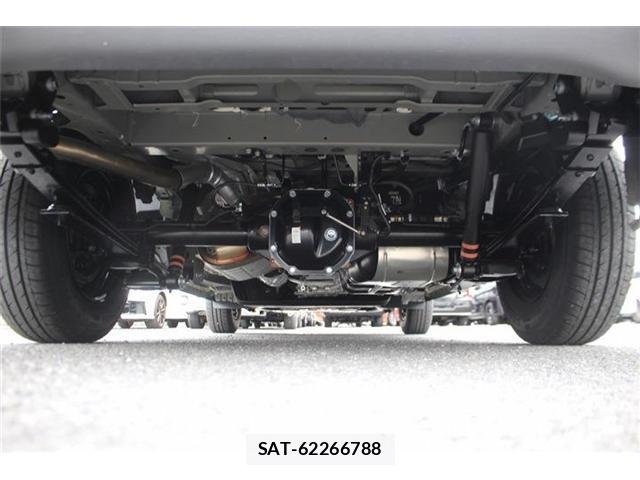 Nissan Caravan 2026-07 8651972-17