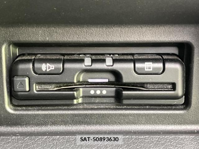 Nissan Caravan 2023-03 8653630-17