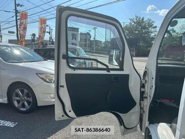 Suzuki CARRY TRUCK 2010-08 8649117-17