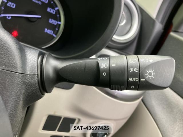 Daihatsu CAST 2019-01 8653618-15