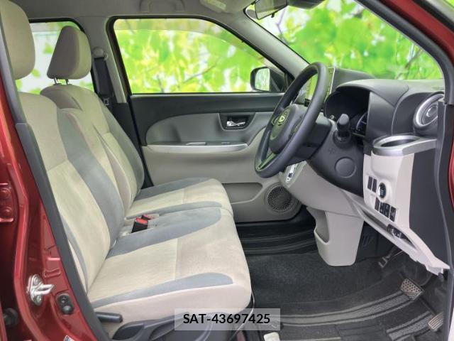 Daihatsu CAST 2019-01 8653618-4