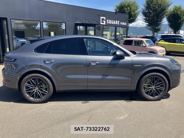 Porsche CAYENNE 2024-04 8651578-3