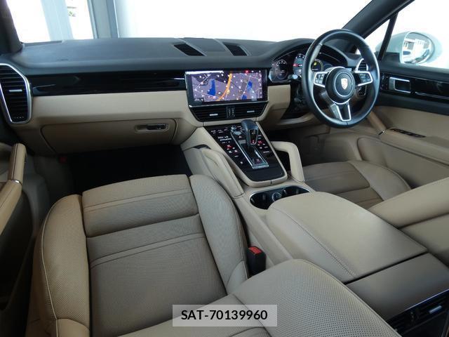 Porsche CAYENNE 2020-07 8647963-5