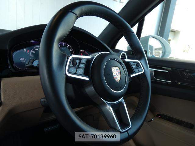 Porsche CAYENNE 2020-07 8647963-8