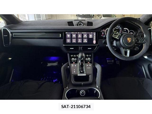 Porsche CAYENNE 2021 8649692-4