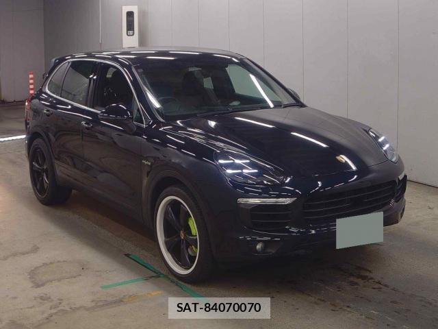 Porsche CAYENNE 2015-11 8650988-0
