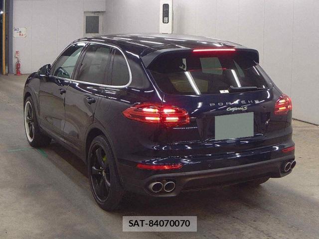 Porsche CAYENNE 2015-11 8650988-1