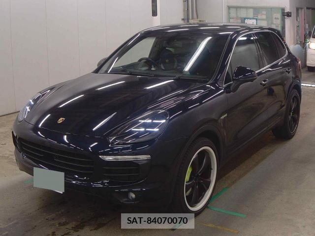 Porsche CAYENNE 2015-11 8650988-4