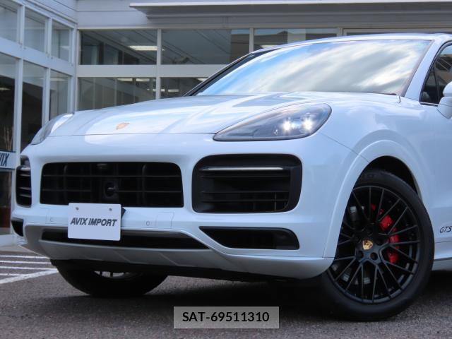 Porsche CAYENNE 2021-04 8651023-18