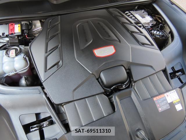 Porsche CAYENNE 2021-04 8651023-19