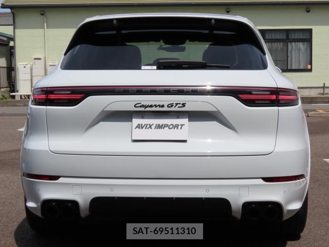 Porsche CAYENNE 2021-04 8651023-3