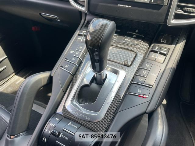 Porsche CAYENNE 2012-11 8653338-15