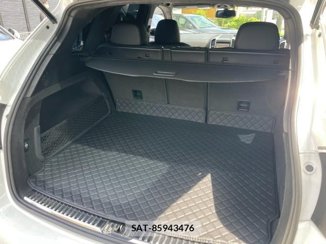 Porsche CAYENNE 2012-11 8653338-18