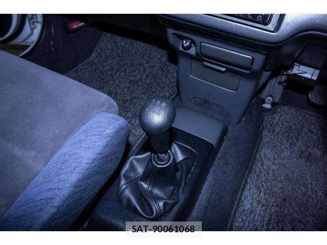 Honda CIVIC FERIO 1993-03 8652616-2
