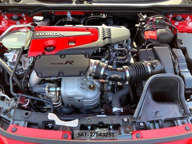 Honda CIVIC 2025-04 8648323-17