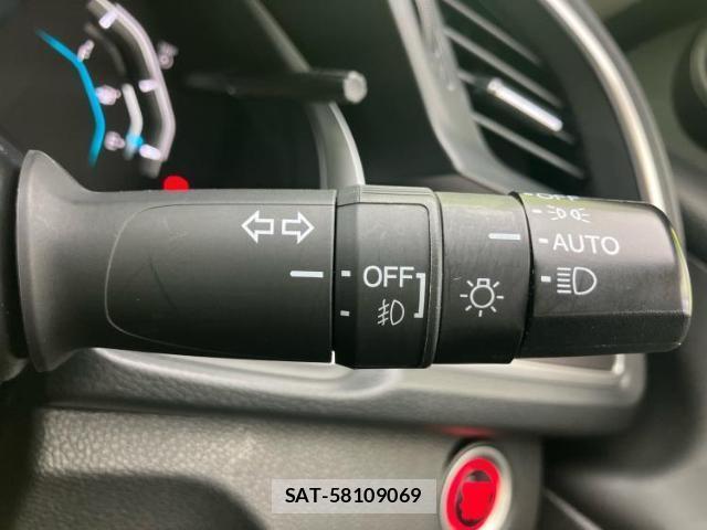 Honda CIVIC 2018-07 8648435-15