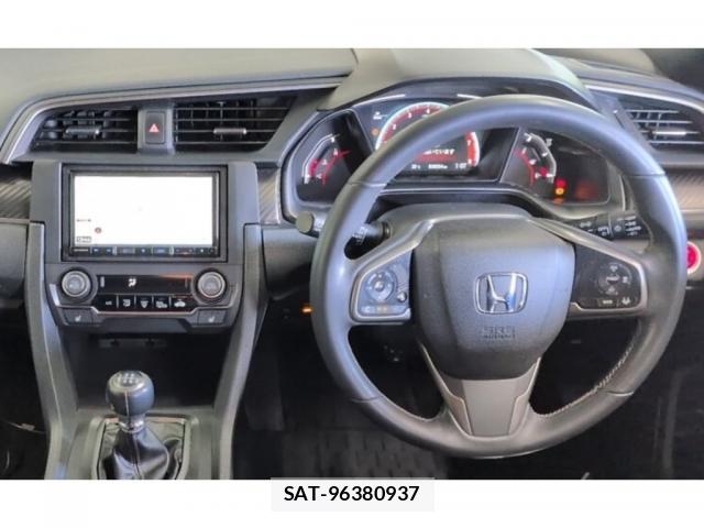 Honda CIVIC 2018-06 8650378-2