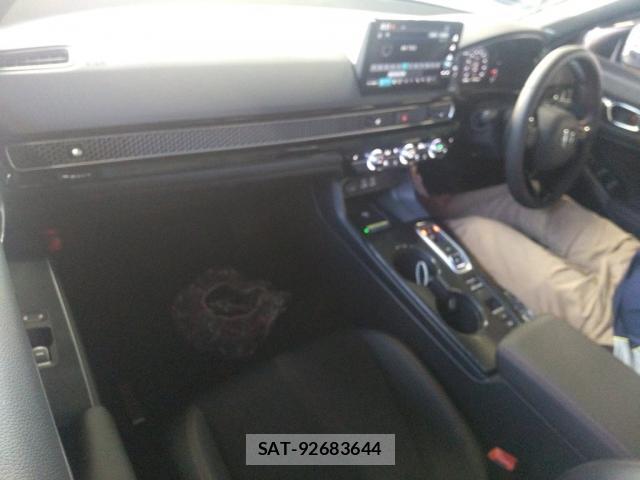 Honda CIVIC 2024-09 8650690-2