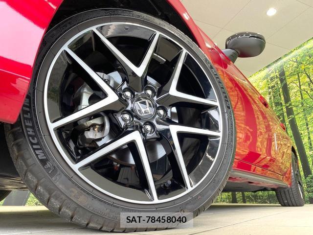 Honda CIVIC 2024-05 8652569-12