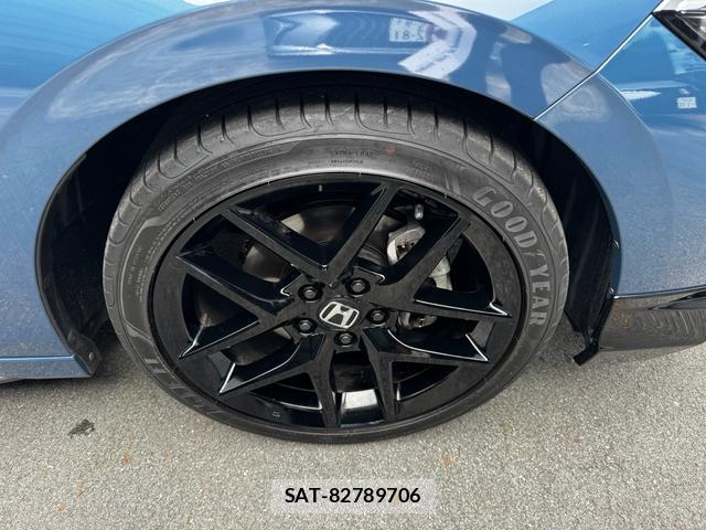 Honda CIVIC 2024-12 8652768-15