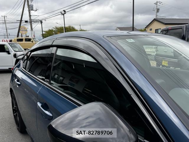 Honda CIVIC 2024-12 8652768-17