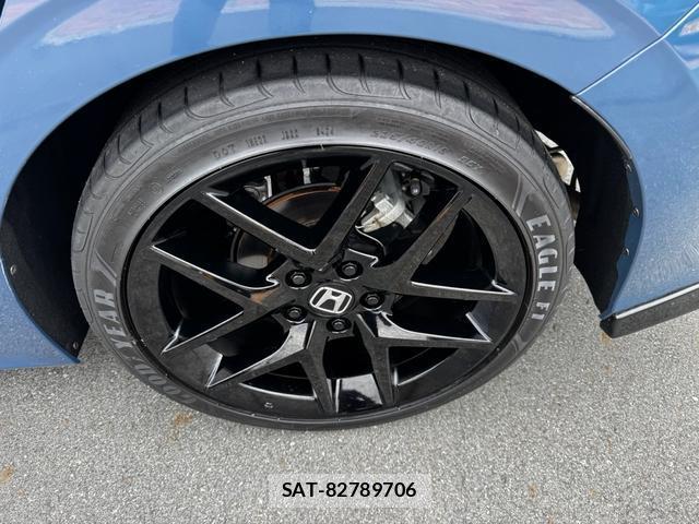 Honda CIVIC 2024-12 8652768-9