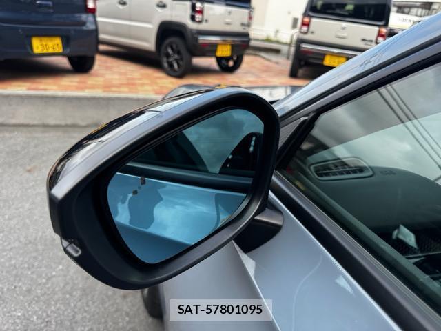 Honda CIVIC 2022-05 8652769-12
