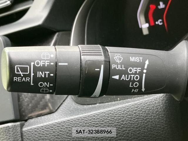 Honda CIVIC 2018-06 8653620-15