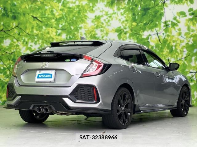 Honda CIVIC 2018-06 8653620-2