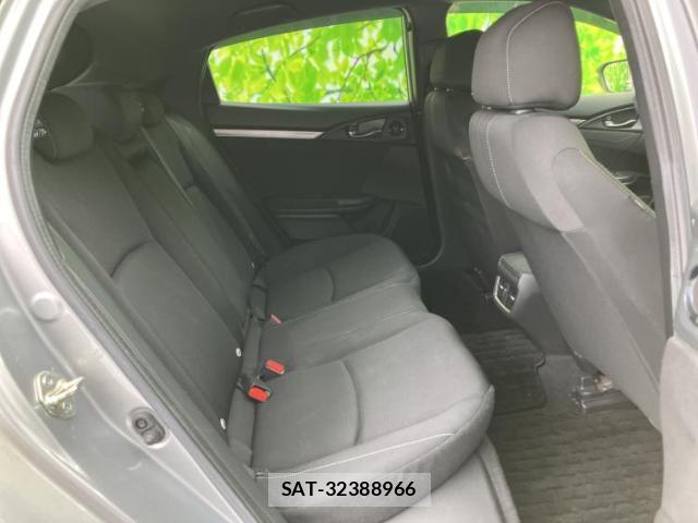 Honda CIVIC 2018-06 8653620-4